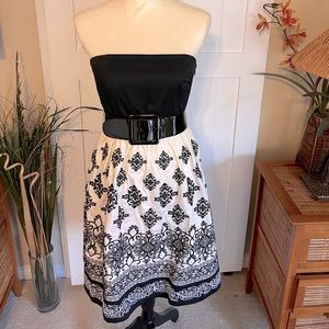 WHBM Strapless Floral and Paisley Embroidered Dress